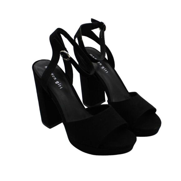 Madden Girl Black Sandals - Picture 1 of 8